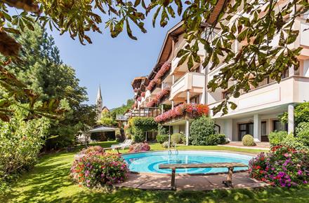 Hotel Stephanshof with Pool